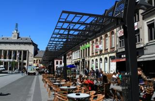 Heraanleg Turnhout Grote Markt - busluifels en pergola