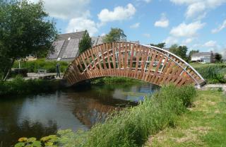 Fiets- en voetgangersbrug Brëge