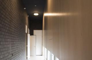 corridor_to_gym_300dpi