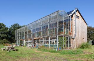 2020-09-SUPERUSE_ON_SITE__GREENHOUSE_HOBBITSTEE__DENISGUZZO-9503