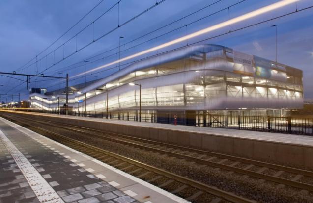 Parkeergarage P+R Elst
