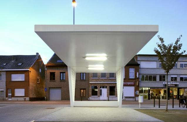 Luifel Pasbrugplein