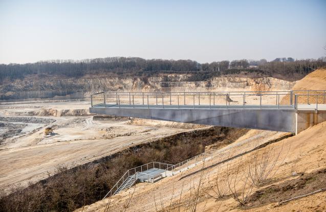 Trappartij met uitzichtplatform ENCI-groeve