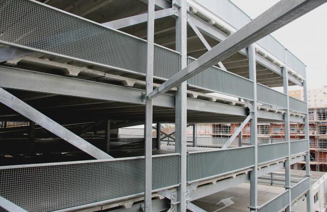 Caland Parking