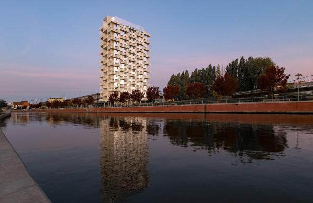 Project in de kijker - Herbouw van de toren van het Sint-Amandscollege - K-Tower