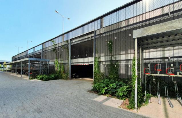 Parkeergarage en fietsenstalling Plus Ultra II