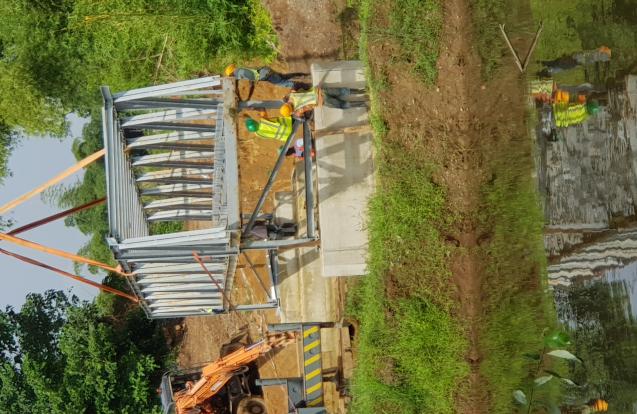 Brug voor transportleiding Monrovia