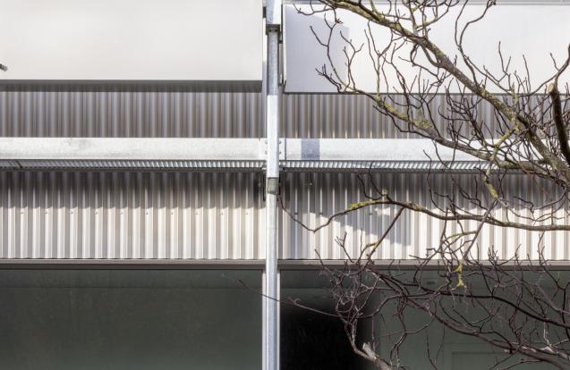 Renovatie van de kantoorgebouwen van Buildwise en bouwen van een loods