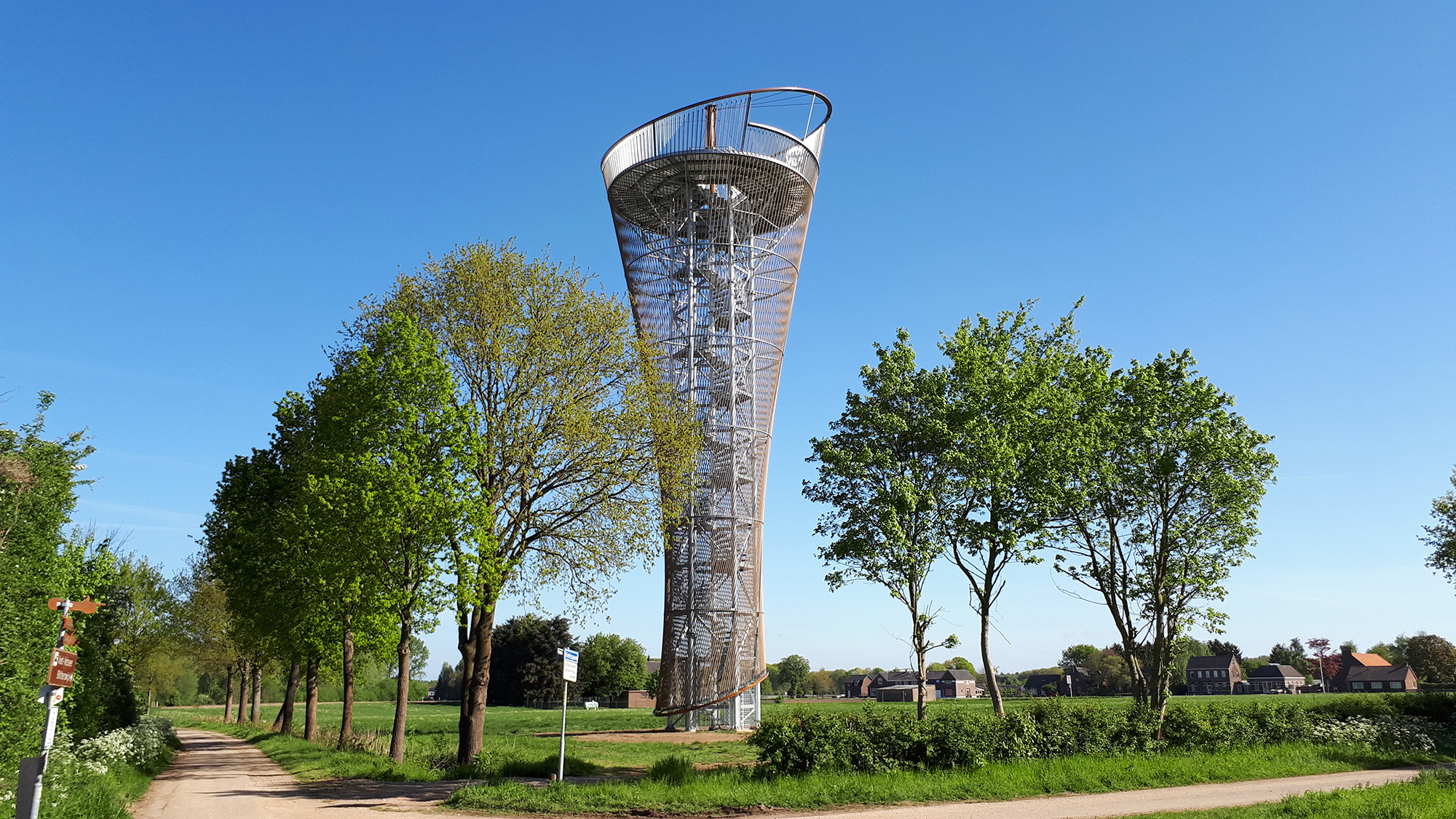 NP Maasduinen; wandelen, speelbos Boskoel, uitkijktoren, restaurant en mooiste plekken - Reisliefde