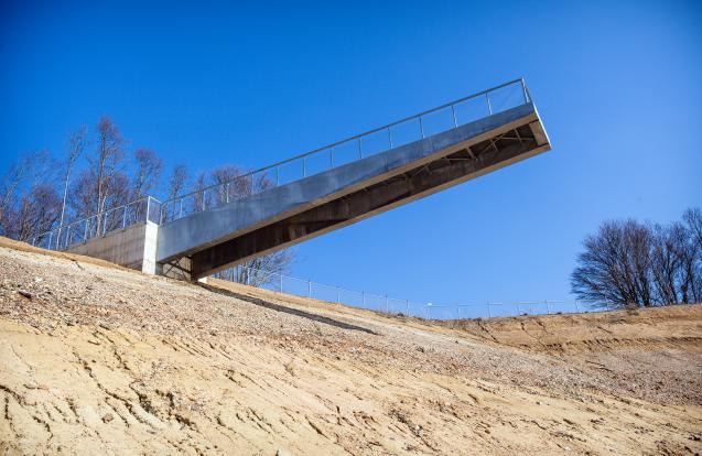 Escalier avec plateforme d'observation, carrière ENCI