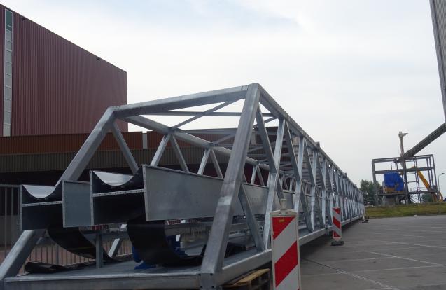 Passerelle de transport en altitude Fuite