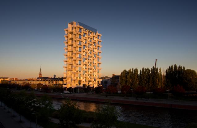 K-TOWER - La ville miroire