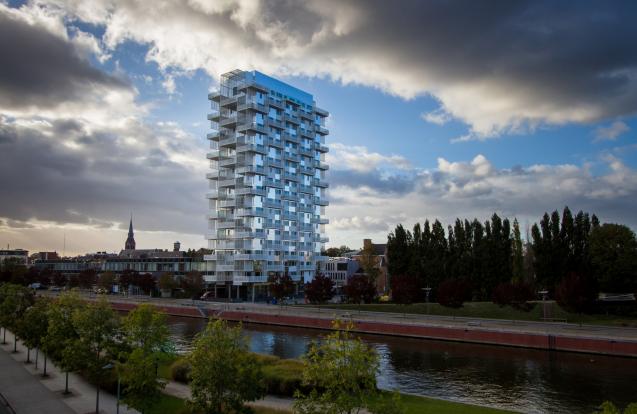K-TOWER - La ville miroire